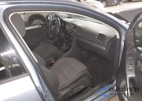 2011 Volkswagen Golf 2.5L 4-Door z USA, uszkodzony, nr VIN WVWDB7AJ0BW020437